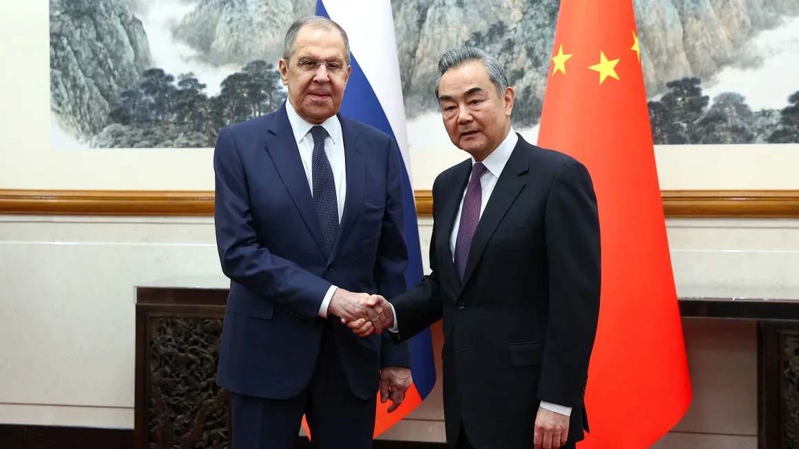 Pemimpin Tiongkok Xi bertemu dengan Lavrov dari Rusia