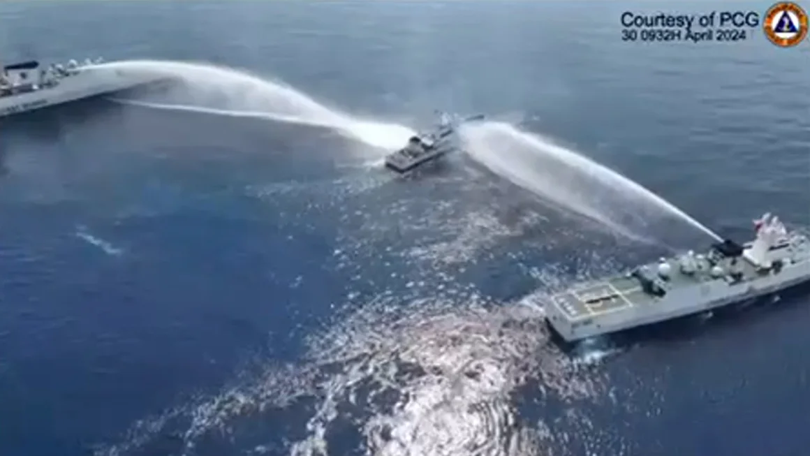 Meriam air Tiongkok merusak kapal saat gejolak baru di Laut Cina Selatan