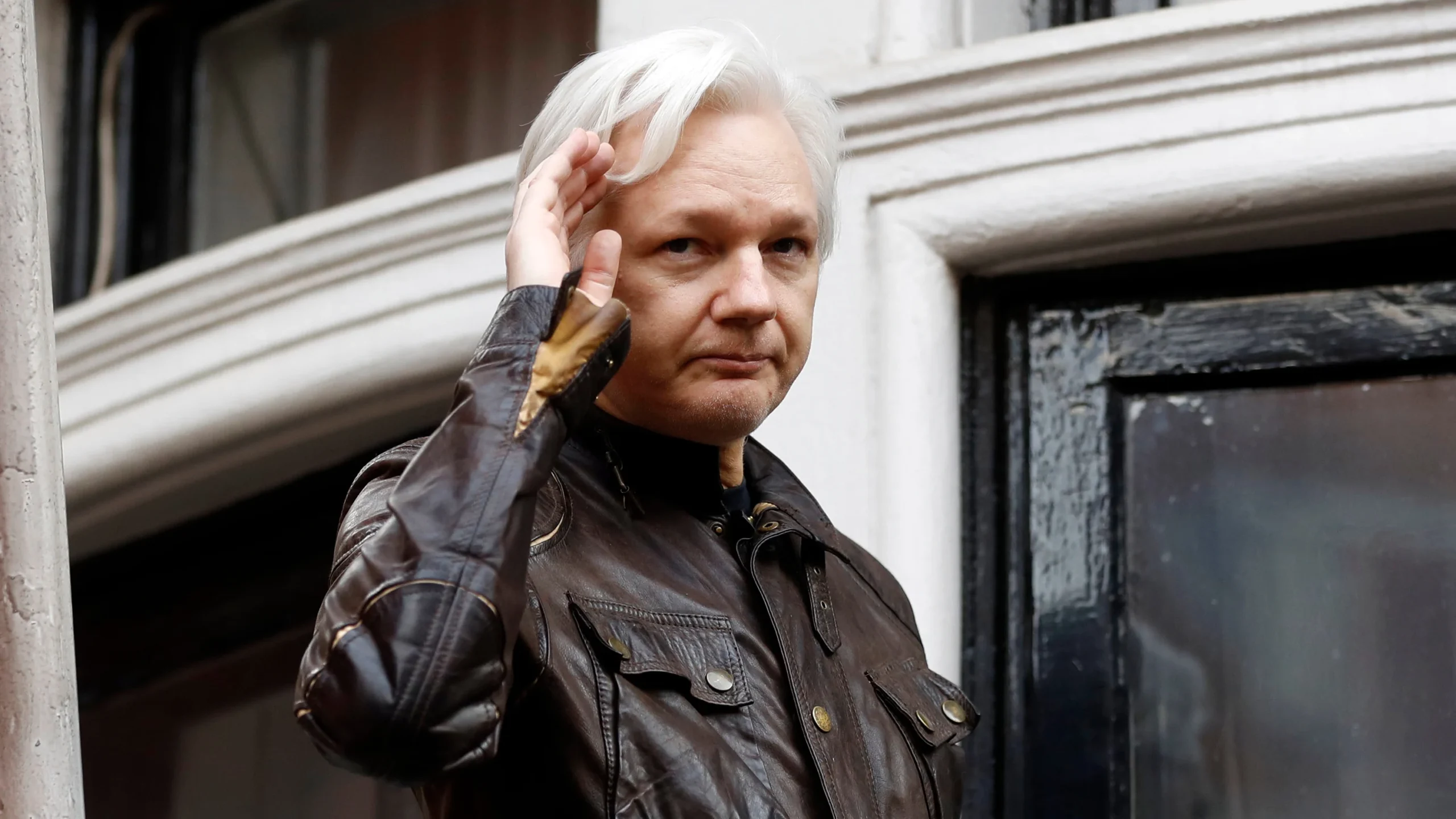 Julian Assange setuju untuk mengajukan permohonan kesepakatan dengan pemerintahan Biden