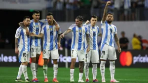 Lionel Messi gagal mengeksekusi penalti tetapi Argentina masih mencapai semifinal Copa América 